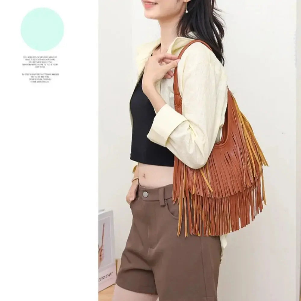 Fashionable PU Leather Long Tassels Handbag Cross Body Design Hobo Style Hobo Bag Armpit Bag Outdoor Activities