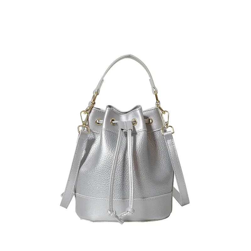 Popular Niche Design Bags for Women This Year 2025 New Fashionable and Versatile Crossbody Bags, Commuting Hand-Held Bucket Bags