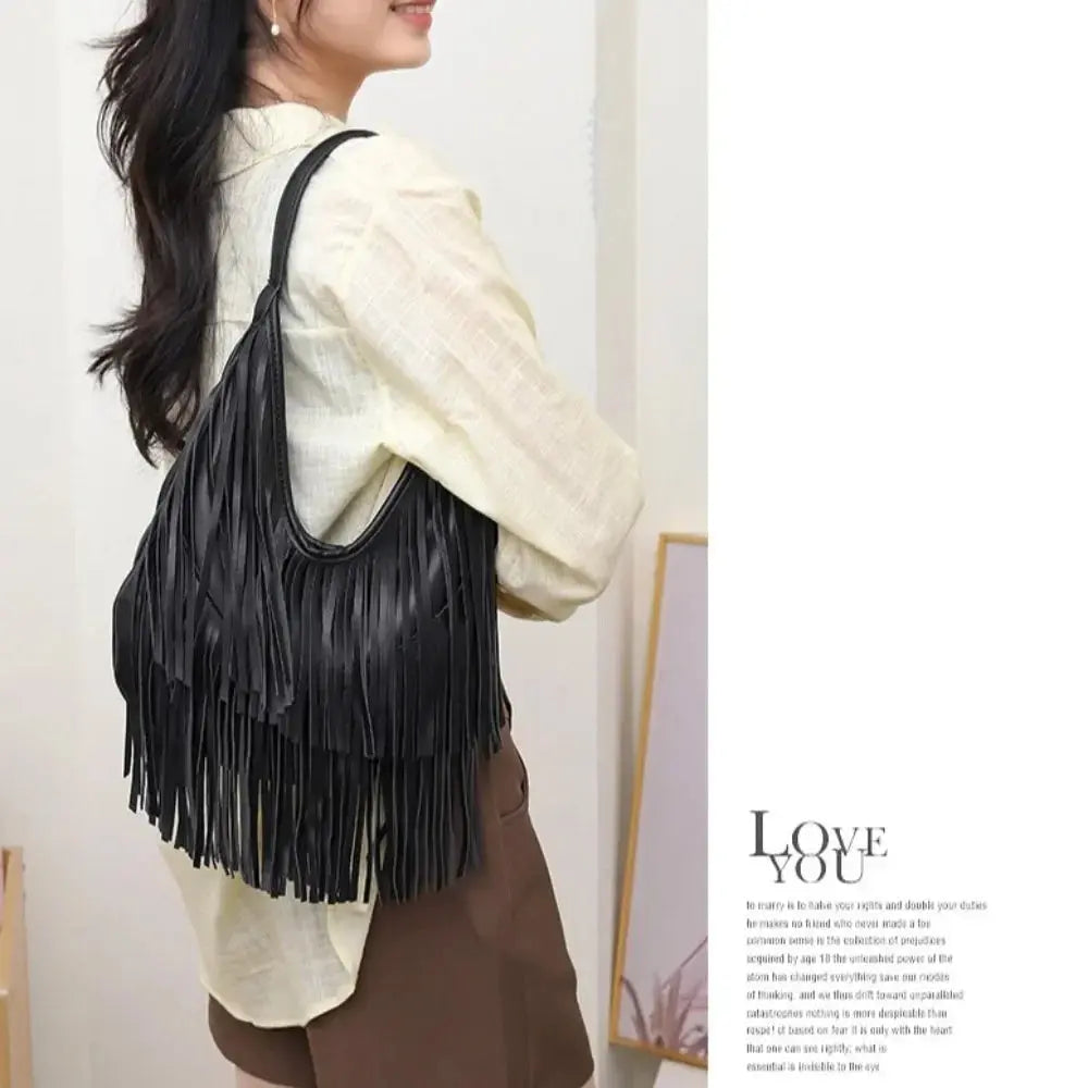 Fashionable PU Leather Long Tassels Handbag Cross Body Design Hobo Style Hobo Bag Armpit Bag Outdoor Activities