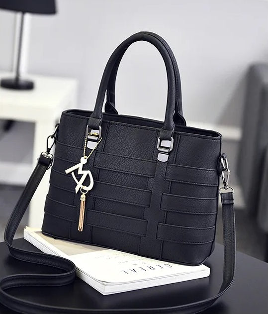 Rhea – Le Sac à Poignée