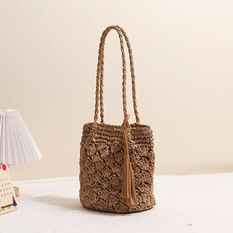 Fashionable Fringed Woven Straw Bag Single Shoulder Holiday Beach Women'S Bag Hollow Fan Pattern Versatile Neutral Minimalist St