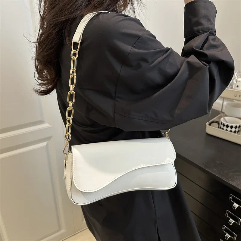 Retro French Casual Design Small Square Bag Women'S Single Shoulder Slant Cross Chain Texture Soft Polyester Fiber Bag