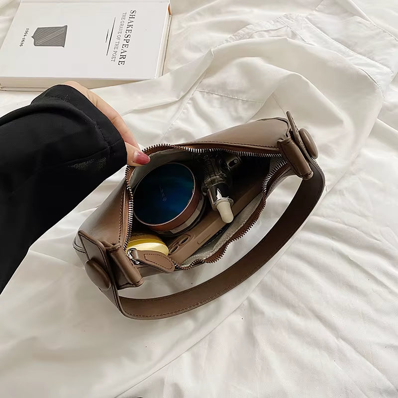 Sac à main croissant de lune